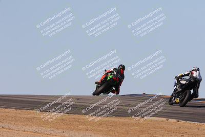 media/Feb-06-2025-Racers Edge (Thu) [[c17ed6f7b1]]/2-B Group/Session 4 End (Turn 10 Backside)/